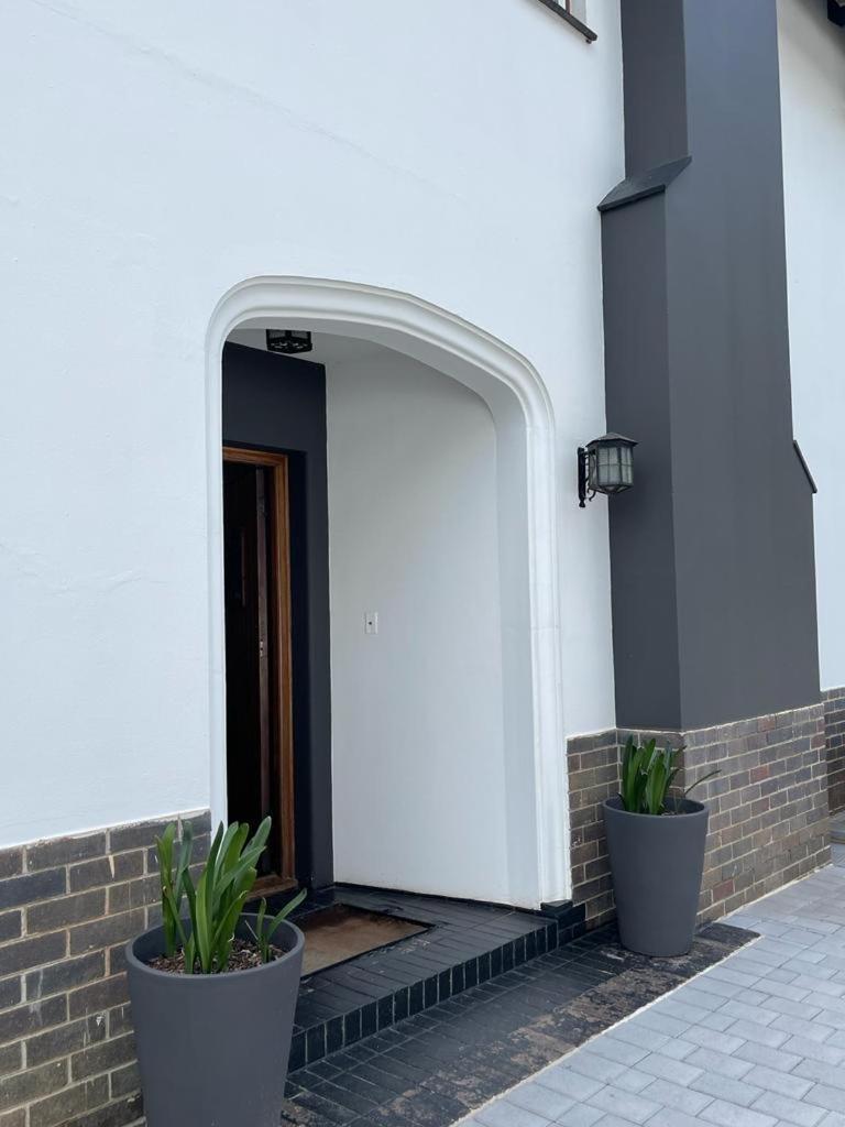 The South Way Panzió Johannesburg Kültér fotó